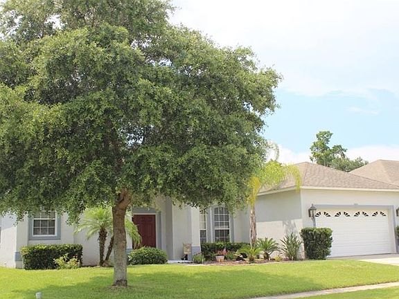 2nd image of 2080 The Oaks Blvd