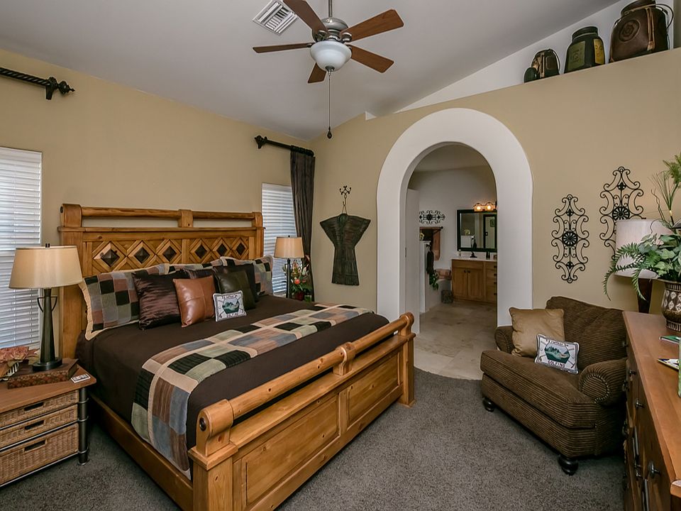 2nd master bedroom