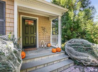 94 Orchard Ridge Rd, Chappaqua, NY 10514