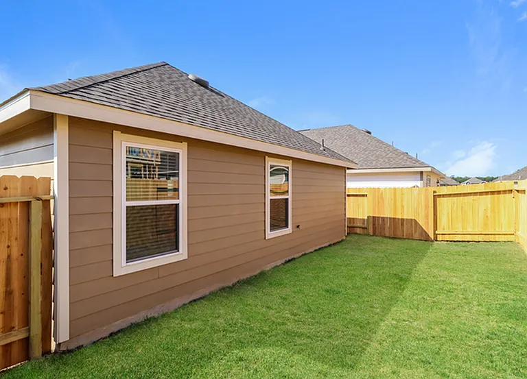 2408 Bull Trout Dr — Photo 5