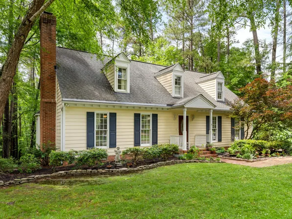 4 Barkridge Ct, Durham, NC 27713