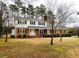 1014 Pineland Dr, Graham, NC 27253