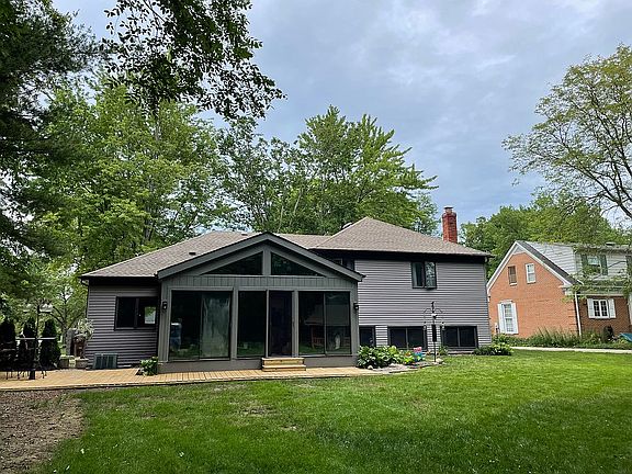 4th image of 30685 Atlanta Ln