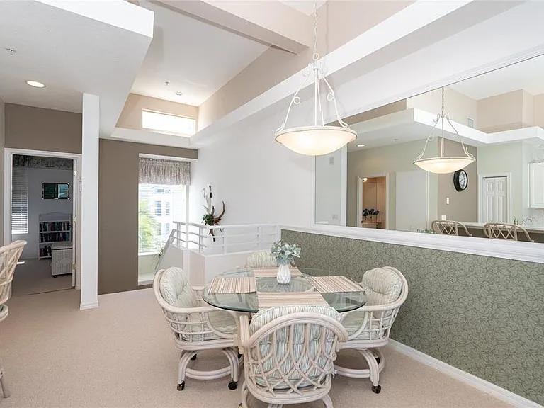 8280 Harborside Cir — Photo 5