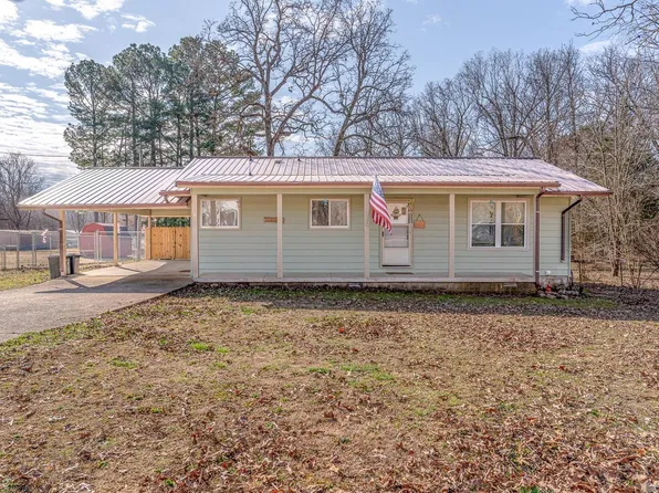 1 Poteau Dr, Cherokee Village, AR 72529