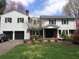 372 Dodds Ln, Princeton, NJ 08540
