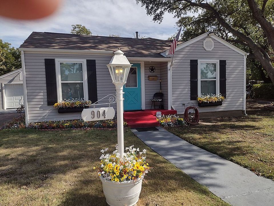 1st image of 904 Edgefield Dr