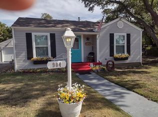 904 Edgefield Dr, Garland, TX 75040