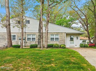 2 Orange Ave #A, Manahawkin, NJ 08050