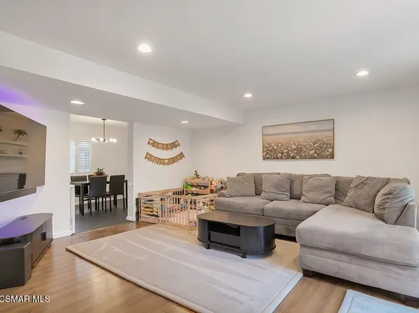 13960 Oxnard St, Van Nuys, CA 91401