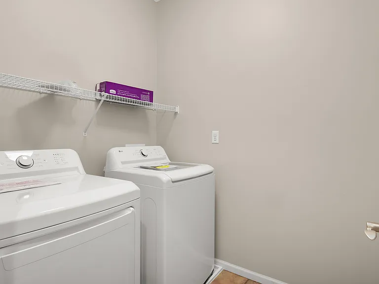 17790 Valley Cove Ct — Photo 18