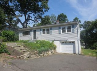 4 Mirijo Rd, Danbury, CT 06811