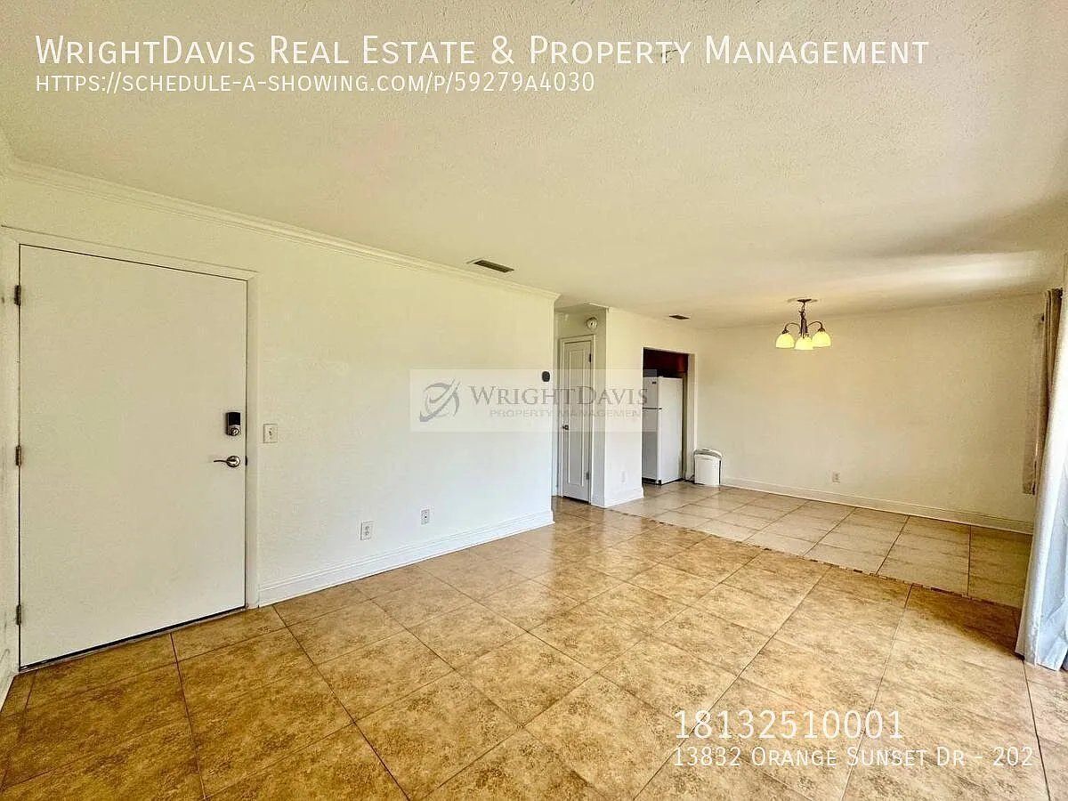 Quaint 1/1 Tampa Condo — Photo 4