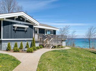 2661 S Cherry Tree Ln, Suttons Bay, MI 49682