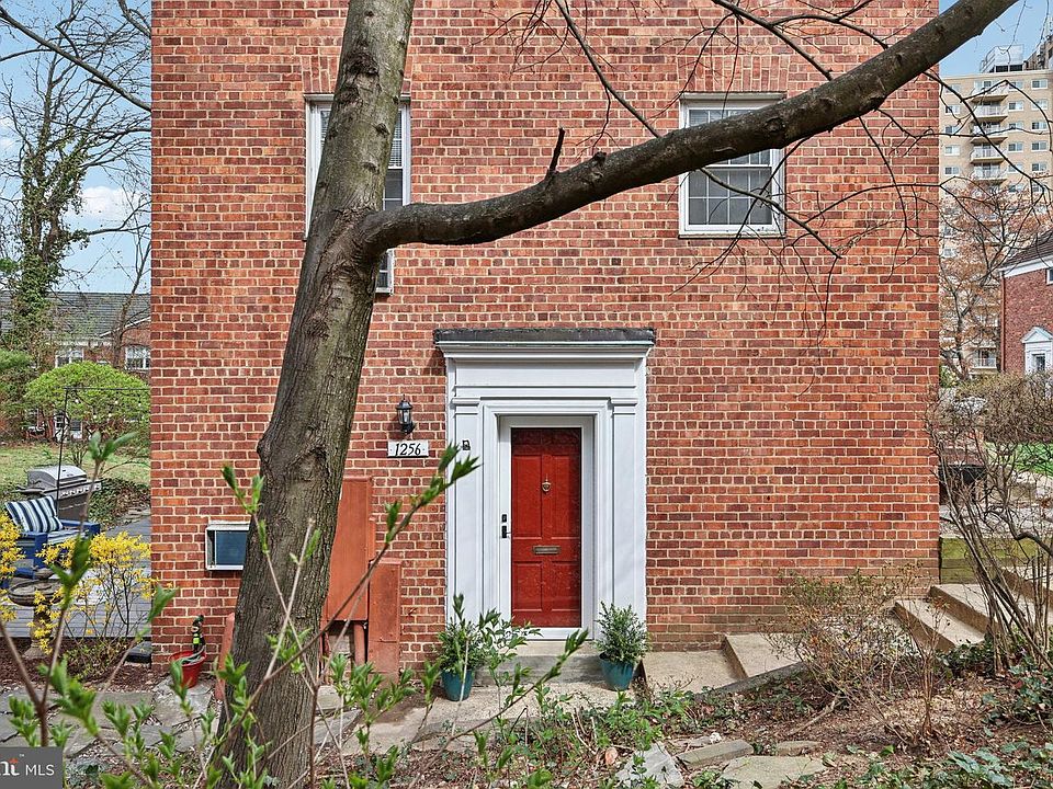 1st image of 1256 Martha Custis Dr