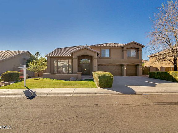 4th image of 1371 E San Carlos Way