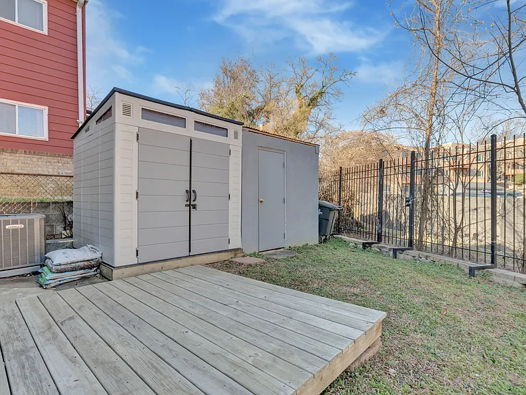 5338 Jay St NE — Photo 15