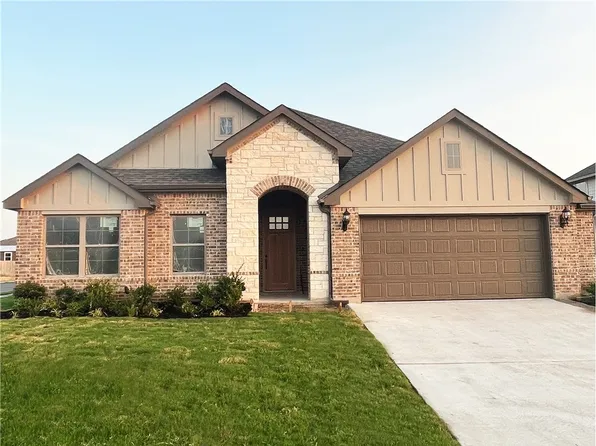 9800 Durango Trl, Woodway, TX 76712