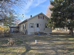 622 Francis St, Gillespie, IL 62033