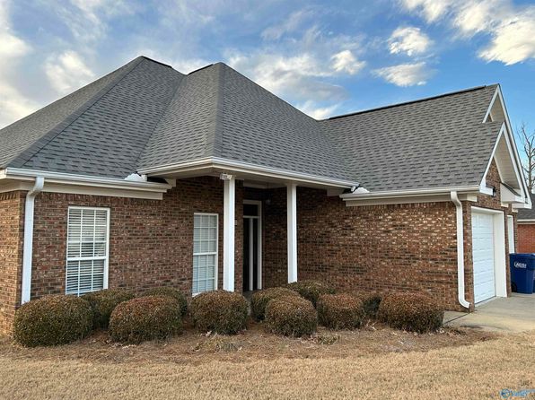 2440 Bluff Haven Ln, Hokes Bluff, AL 35903