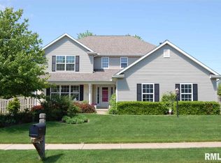 3401 N Brenwick Dr, Peoria, IL 61614