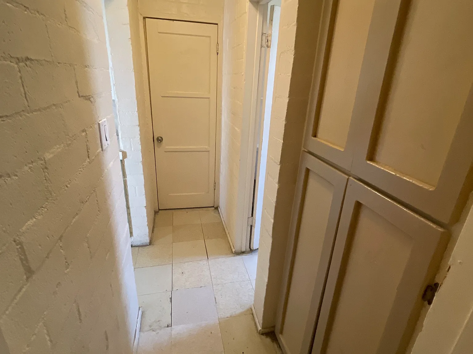 2 bed, 820 sqft, $1,800 — Photo 3