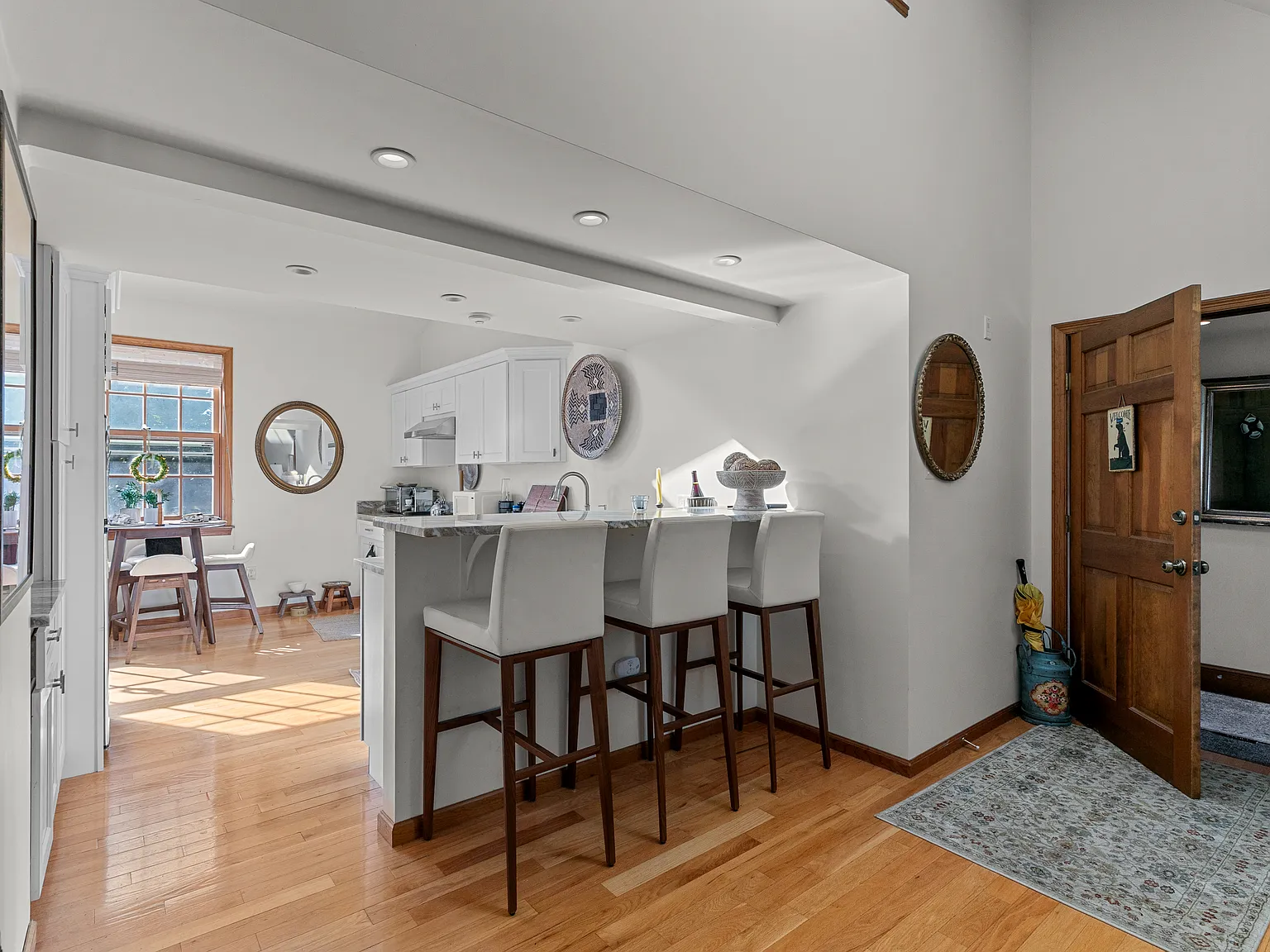 1 bed, 974 sqft, $2,800 — Photo 4
