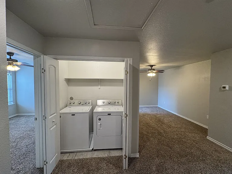 724 Westfield Blvd — Photo 13