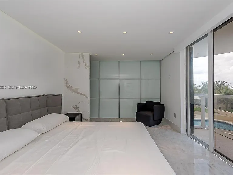 6423 Collins Ave #304 — Photo 5