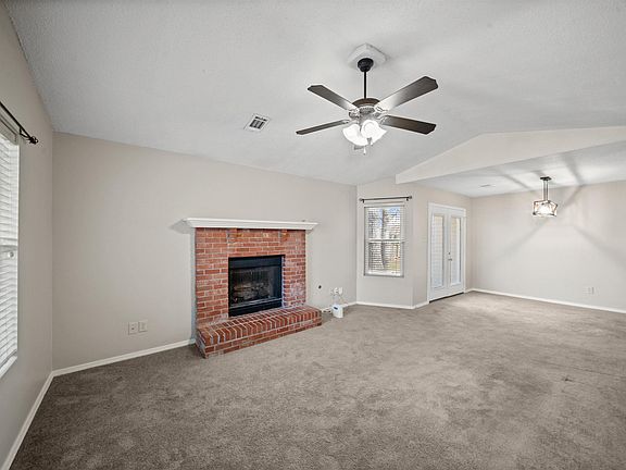 5th image of 39 Pin Oak Loop