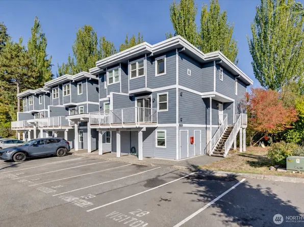 6703 204th Street SW #206, Lynnwood, WA 98036