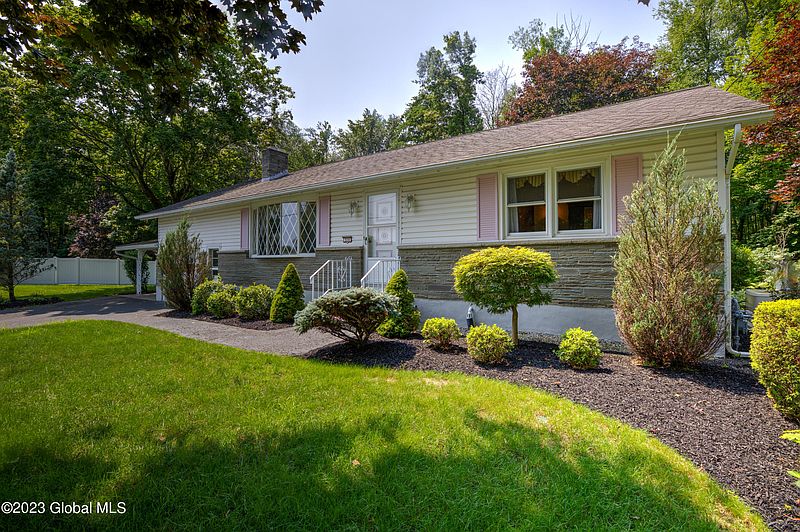 2nd image of 328 Masullo Parkway