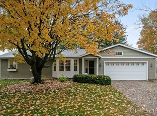 1937 Fruitwood St, Jenison, MI 49428