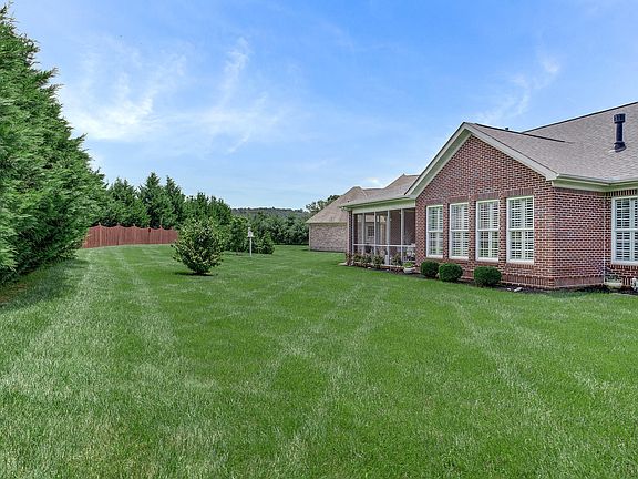 5th image of 499 E Port Dr