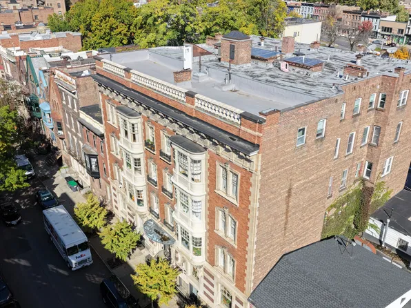 355 State St APT 4WR, Albany, NY 12210