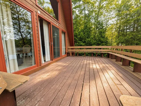 233 Razorville Road, Washington, ME 04574