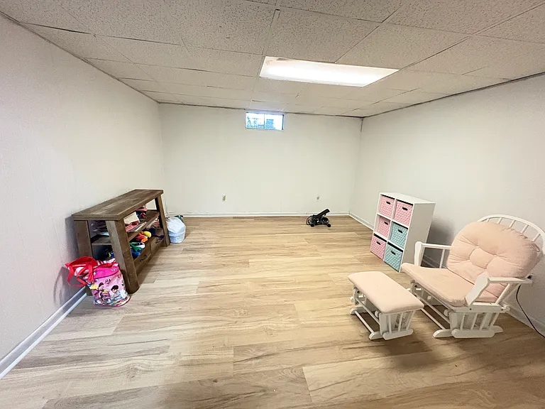 715 Frenchtown Rd — Photo 23