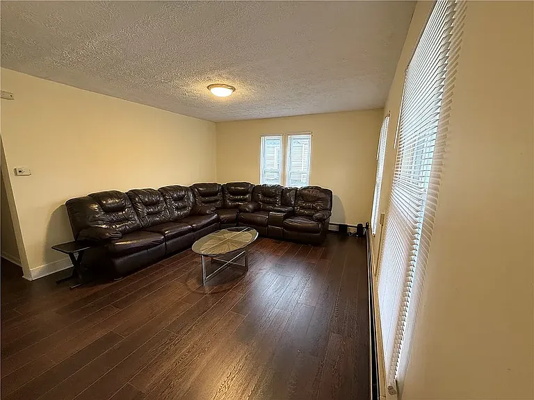 23 1/2 Cedar St — Photo 12