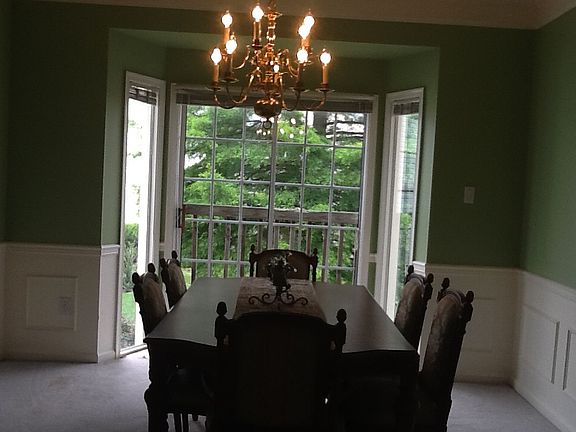 Formal dining room