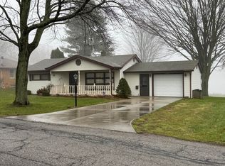 1302 Ohio St, Walkerton, IN 46350