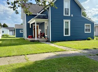 305 Washington St, Wapakoneta, OH 45895