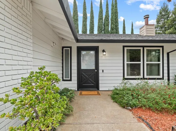 2586 Dudley Dr, Rescue, CA 95672