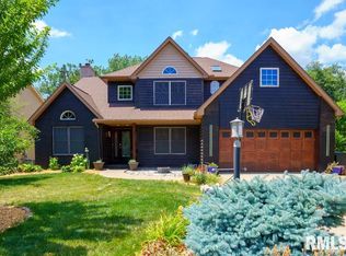 3626 W Chartwell Rd, Peoria, IL 61614