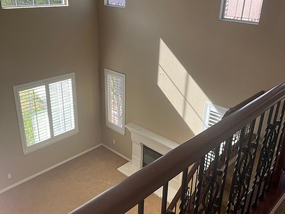 3rd image of 45622 Basswood Ct