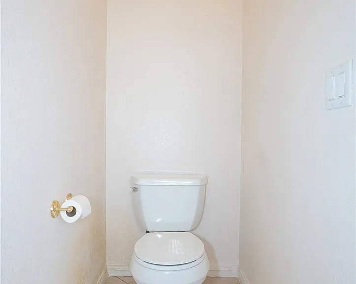 7861 Darby Ave — Photo 95