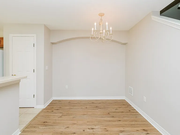 2438 Hibiscus Bay Ln — Photo 8