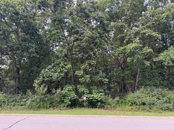 740 Ketill Trl, Crown Pt, IN 46307