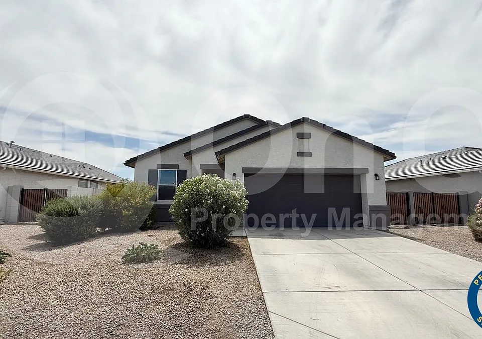 1549 E Fletcher Dr