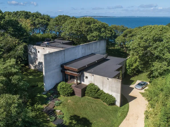 24 On The Blfs, Sag Harbor, NY 11963