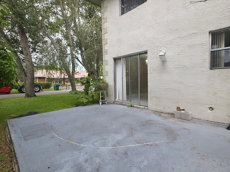 11441 NW 41st St #1-3 — Photo 5